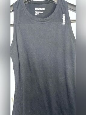Reebok Black Performance Tank Top
Size-Small